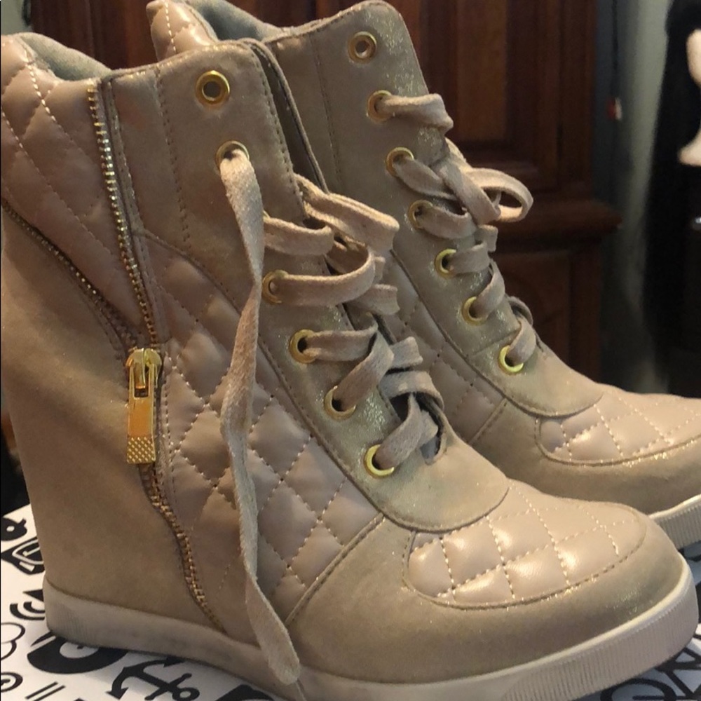 Wedge booties